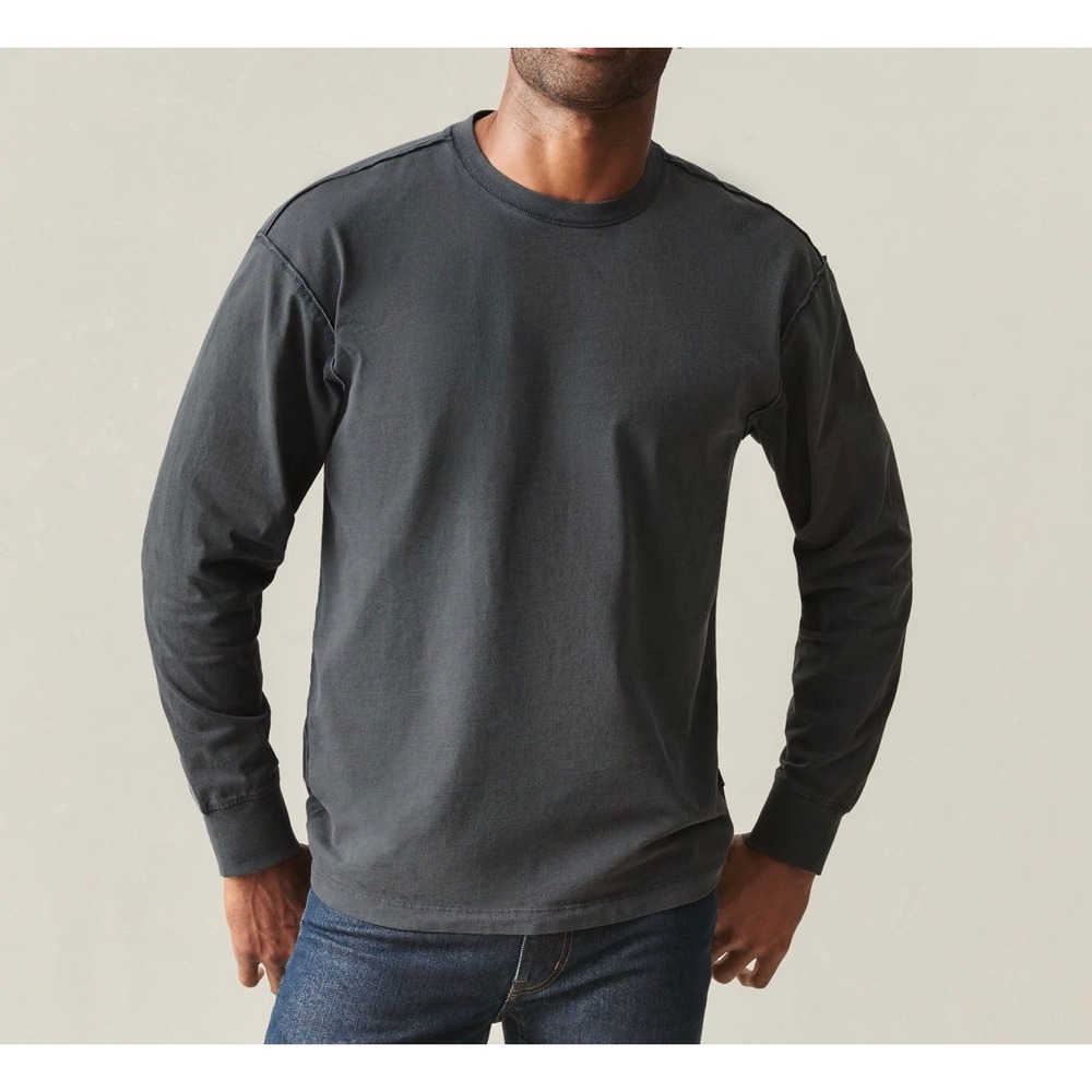 American Giant Mens Faded Black Crewneck Midweight Long Sleeve Tee Medium NWOT